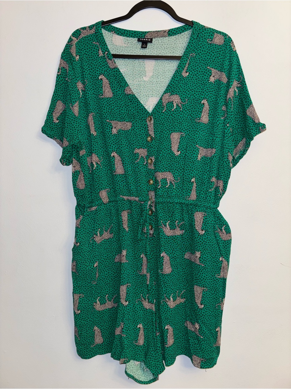Torrid Green Leopard Print Button Romper - size 1
